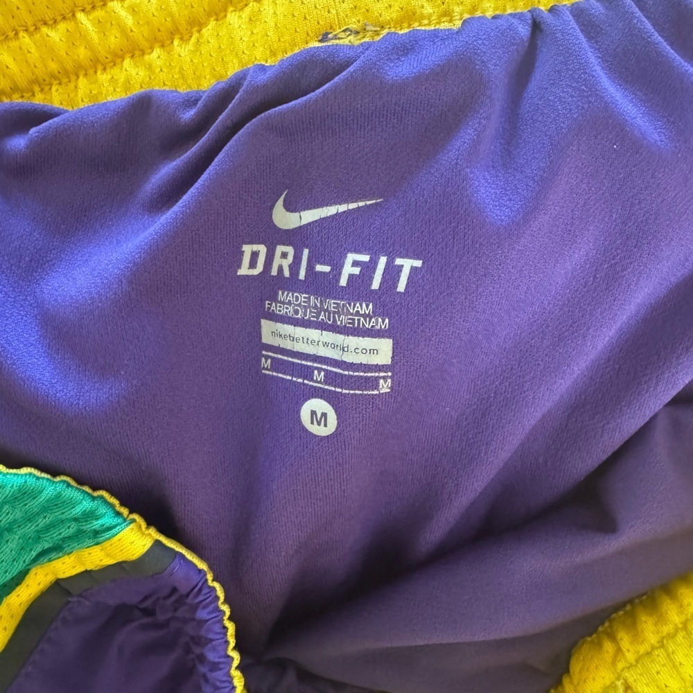 Women’s Dri-fit Nike Livestrong lined athletic shorts purple/green/yellow Small - Picture 3 of 4